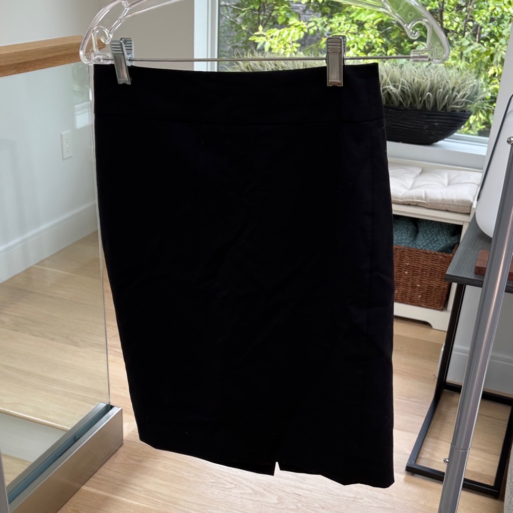 Banana Republic Classic Black Pencil Skirt